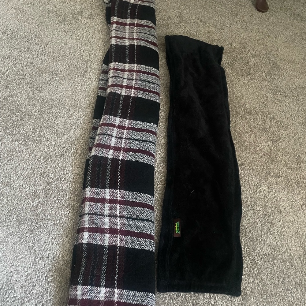2 scarves